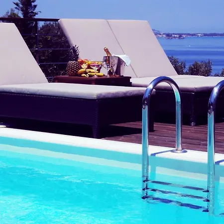 Villa Exensian Villas&suites