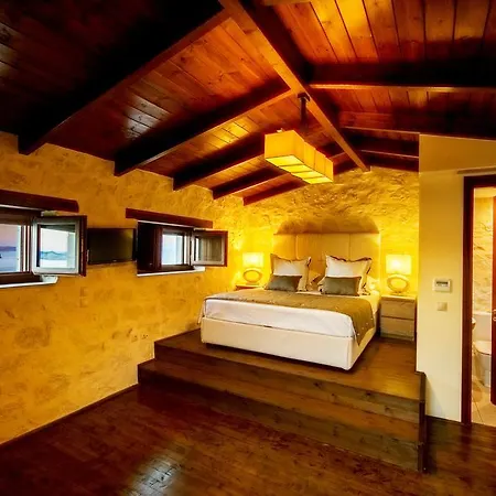 Exensian Villas&suites * Marathiás