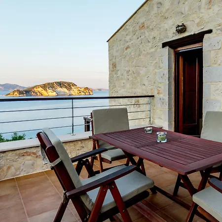 Exensian & ヴィラ