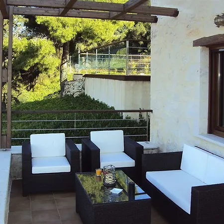 Exensian & Marathiás